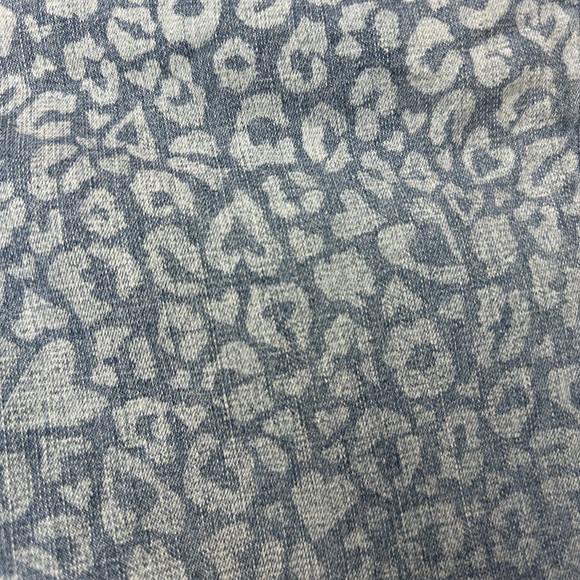 Total Girl Jeans Girls 14 1/2 Straight Leg Adjustable Waist Stretch‎ Cheetah - Picture 2 of 10